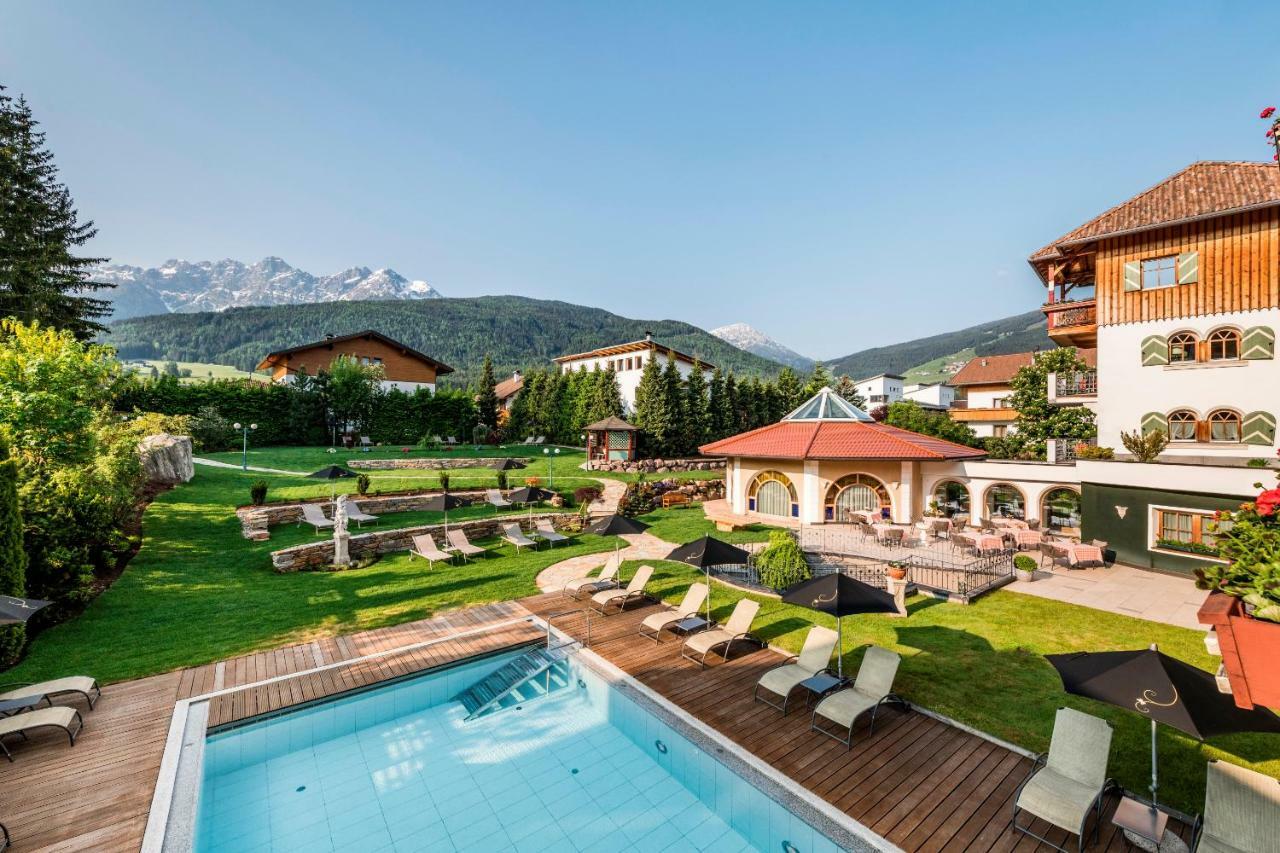 Mirabell Dolomites Hotel Luxury Ayurveda & Spa Olang Екстериор снимка